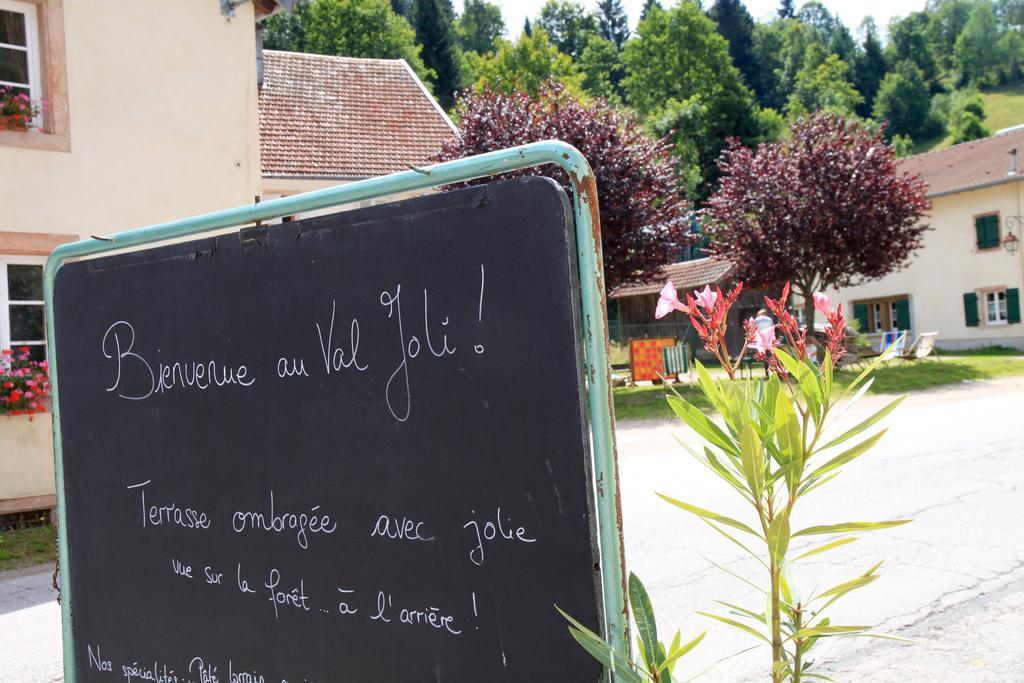 Hotel-Restaurant Du Val Joli Le Valtin Exterior photo