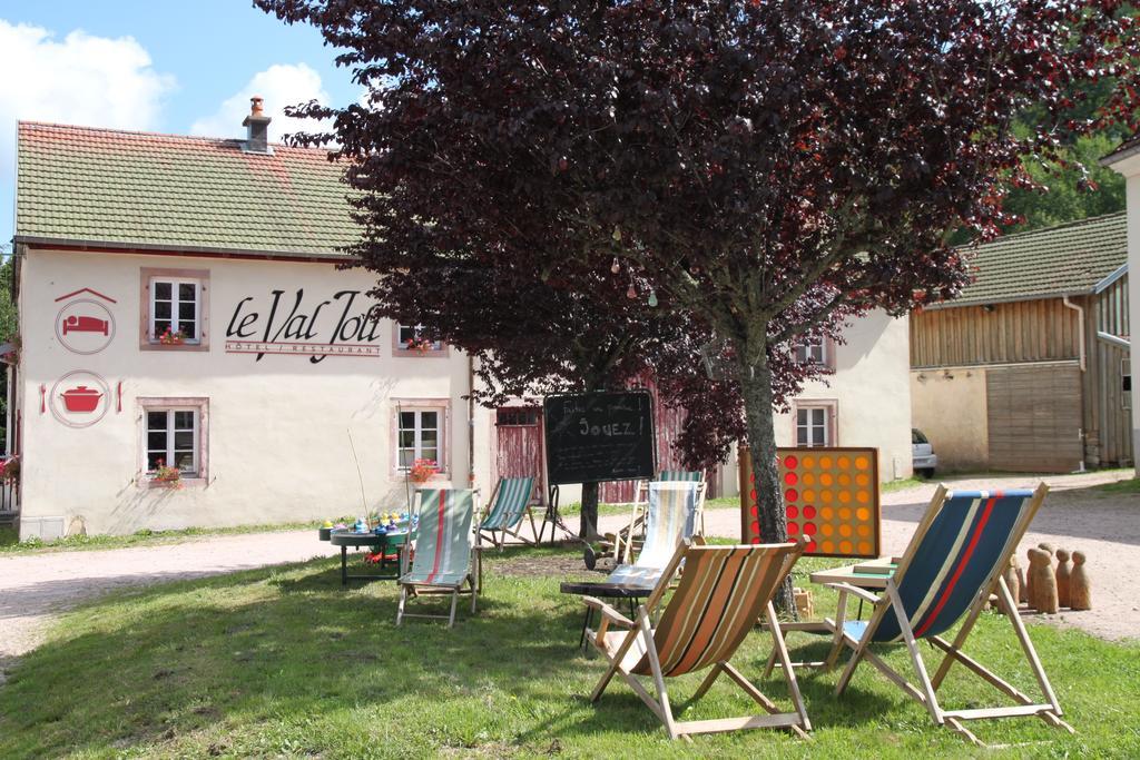 Hotel-Restaurant Du Val Joli Le Valtin Exterior photo